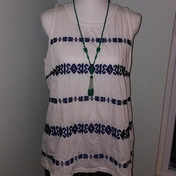 Ann Taylor Loft White & Navy Embroidered Tank Size L NWT - Picture 1 of 4